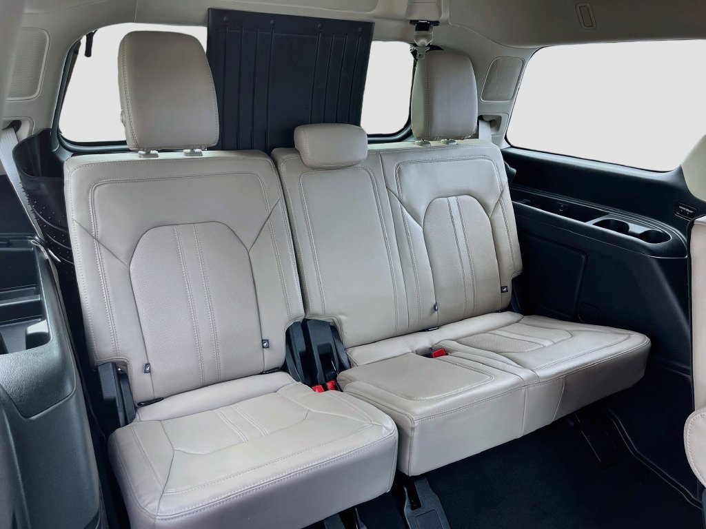 Used 2024 Ford Expedition Limited RWD image 34