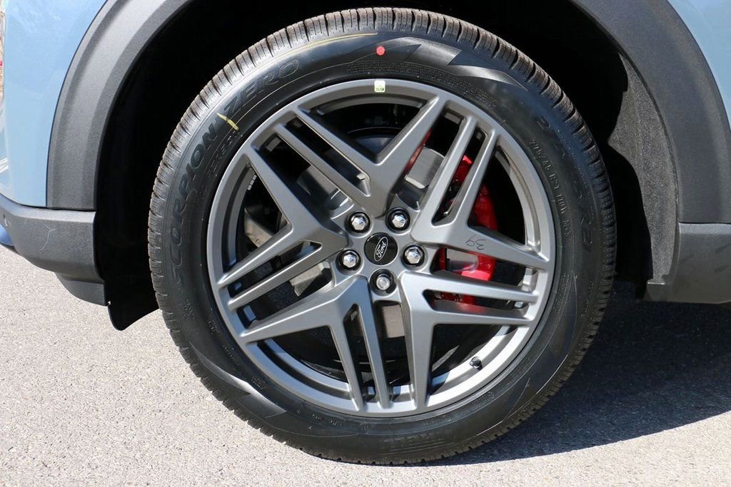 New 2026 Ford Explorer ST-Line w/ ST-Line Street Pack image 8
