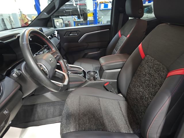 Used 2023 Chevrolet Colorado Z71 w/ Z71 Convenience Package 2 image 18