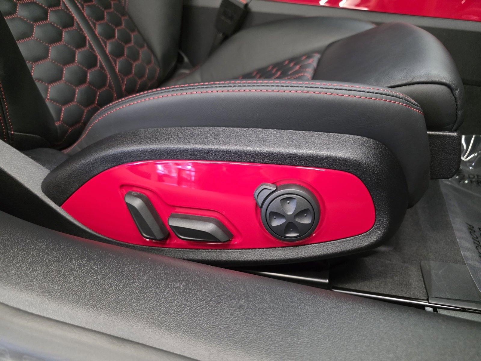 Used 2019 Audi TT RS image 35