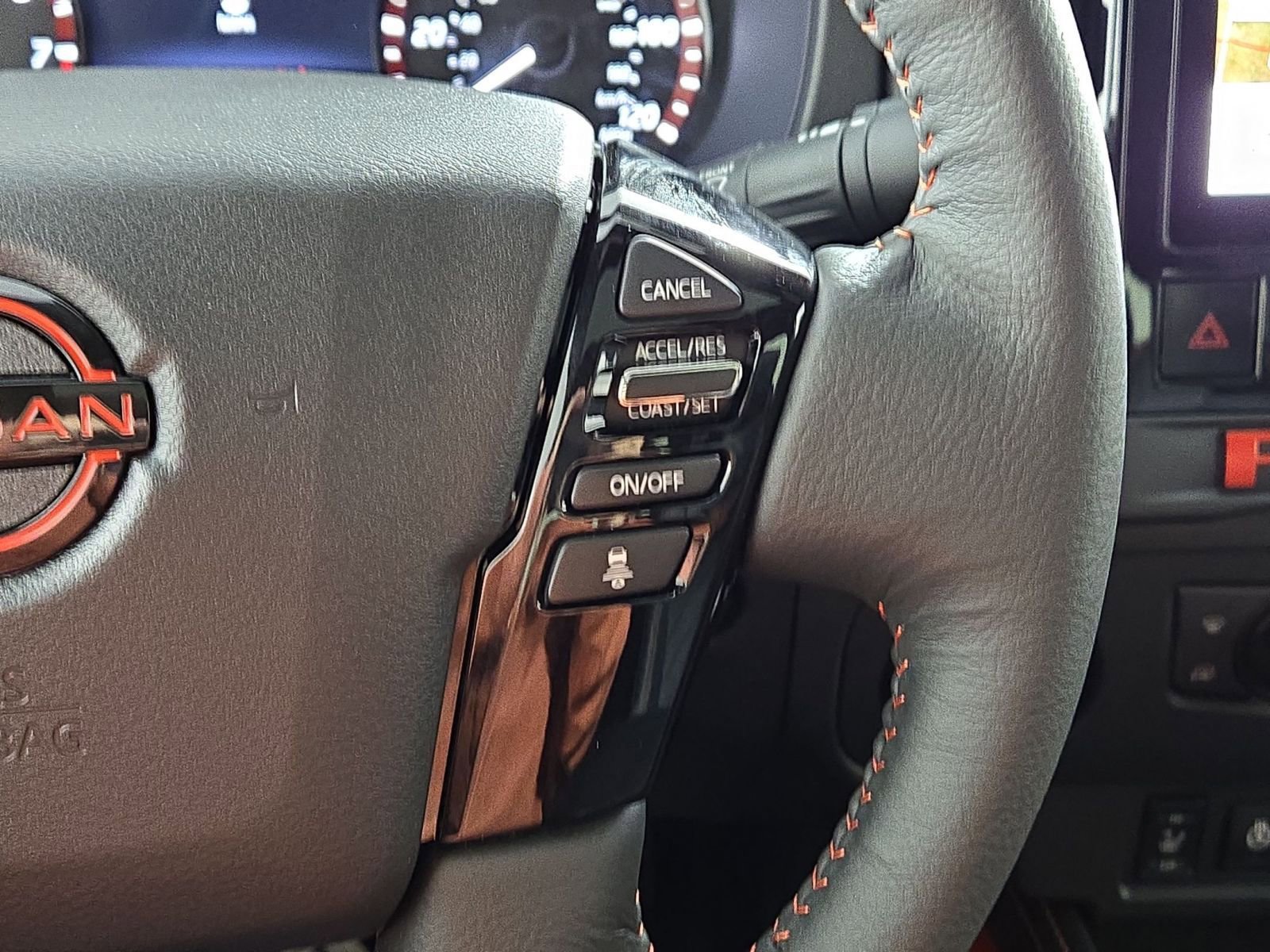 New 2026 Nissan Frontier PRO-4X w/ Pro Premium Package AWD/4WD image 15