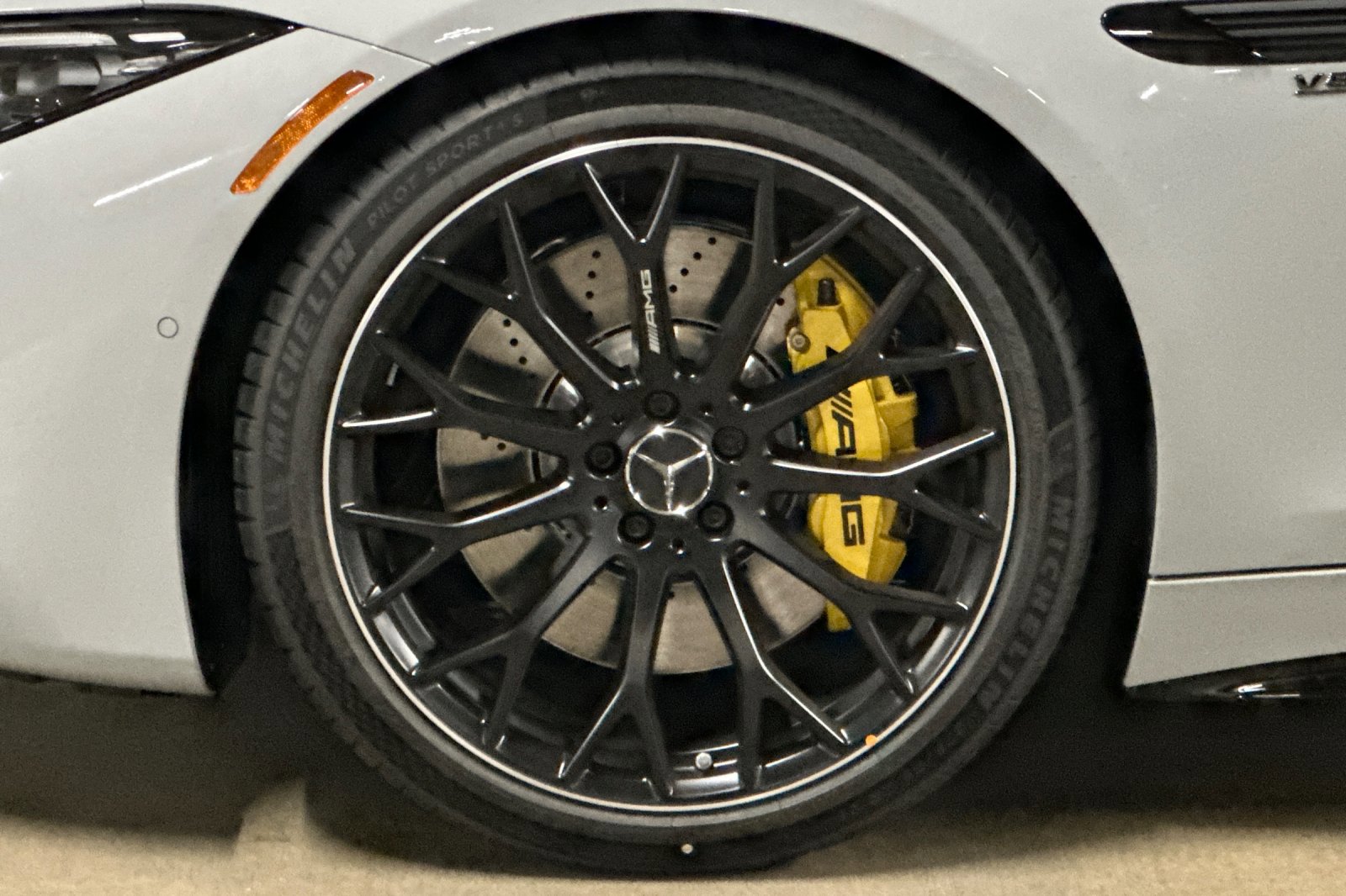 New 2026 Mercedes-Benz SL 63 AMG 4MATIC image 11