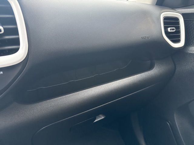Certified 2026 Hyundai Venue SEL image 40