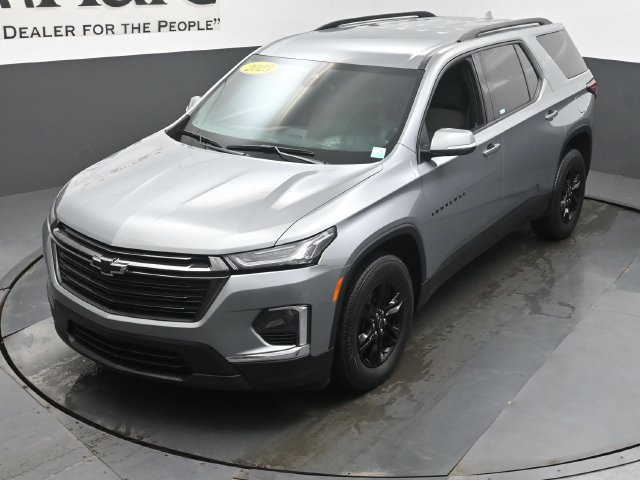 Used 2023 Chevrolet Traverse LT FWD image 51