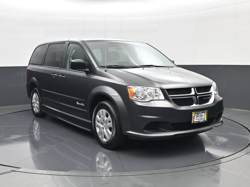 Used 2016 Dodge Grand Caravan SE w/ Quick Order Package 29E SE FWD image 4