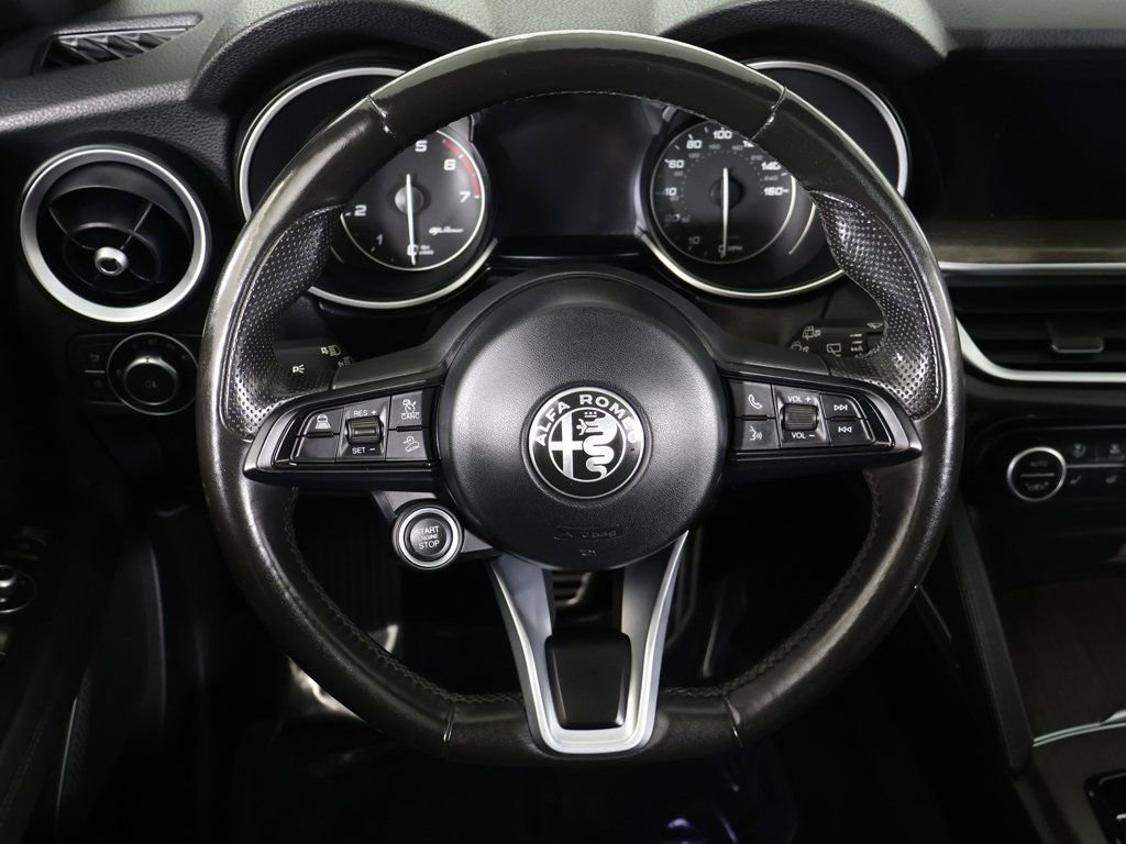 Used 2022 Alfa Romeo Stelvio Ti image 40