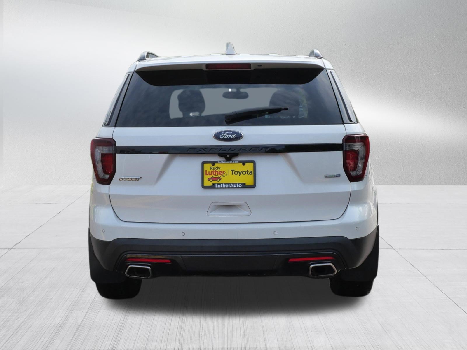 Used 2016 Ford Explorer Sport AWD/4WD image 6