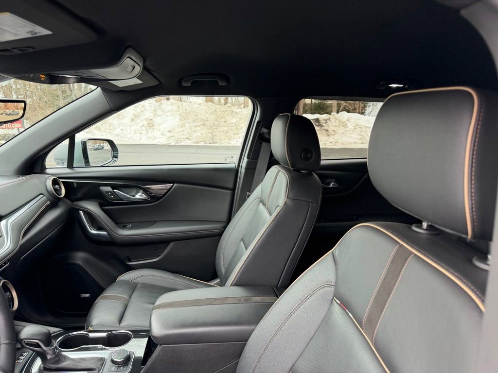 Used 2023 Chevrolet Blazer Premier w/ Driver Confidence II Package image 15