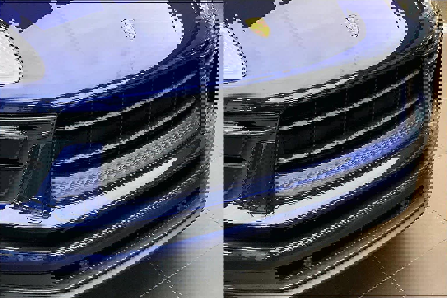 Used 2022 Porsche Macan w/ Premium Package Plus image 31