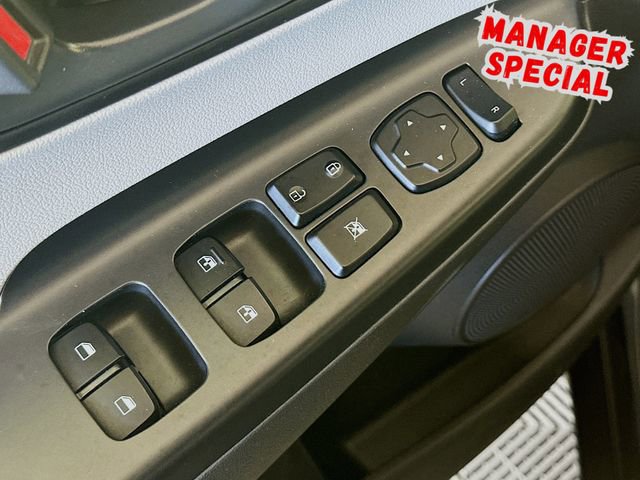 Used 2023 Hyundai Kona SEL image 19