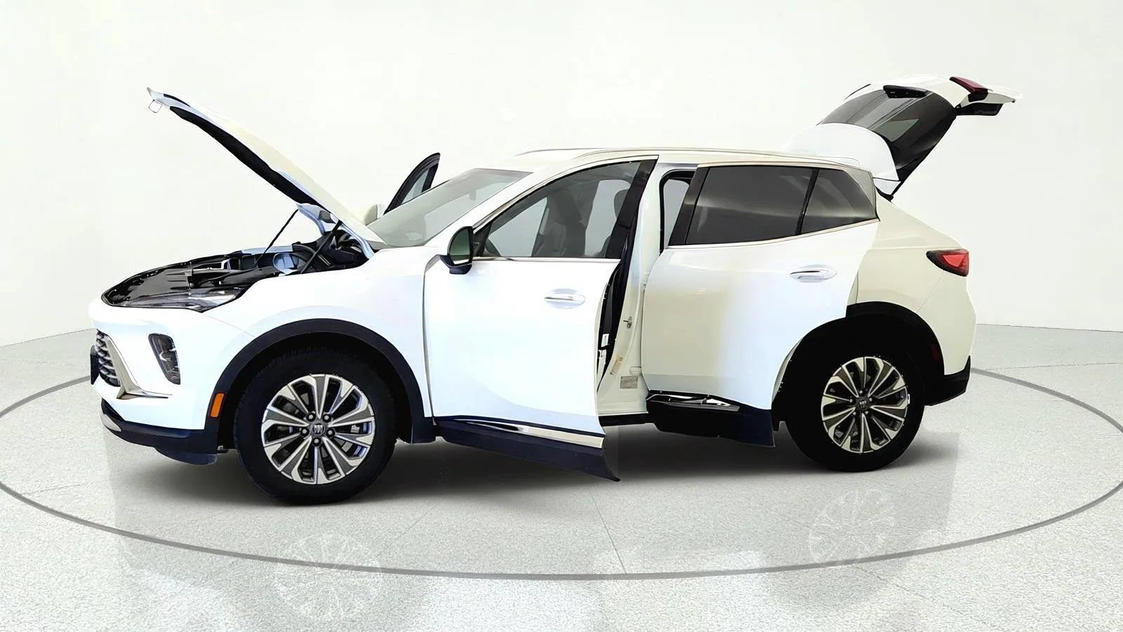 Used 2024 Buick Envision Preferred AWD/4WD image 10