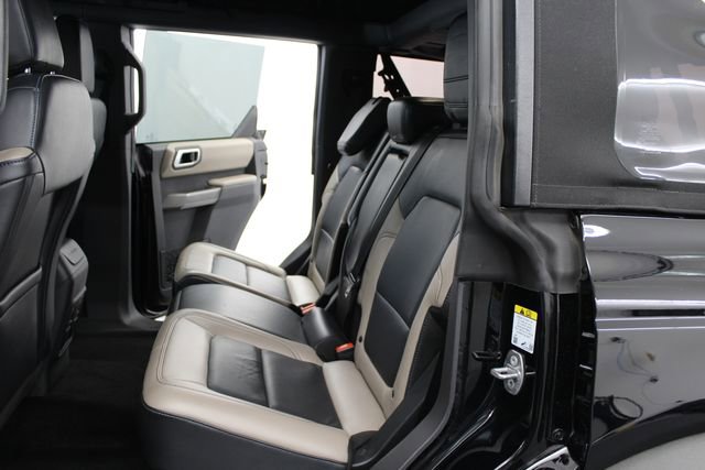 Used 2023 Ford Bronco Wildtrak image 24
