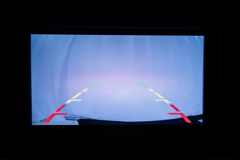 Used 2018 Jeep Wrangler Unlimited Rubicon w/ Connectivity Group image 47