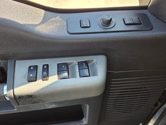 Used 2016 Ford F250 Lariat w/ Lariat Ultimate Package image 28