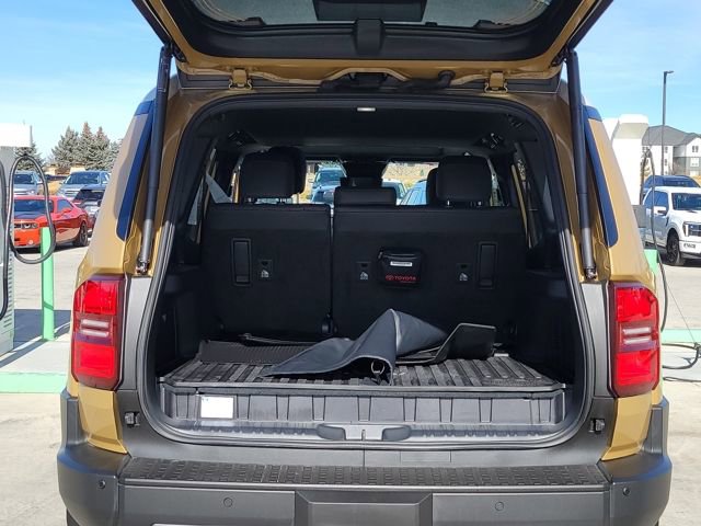 Used 2025 Toyota Land Cruiser w/ Premium Package image 13