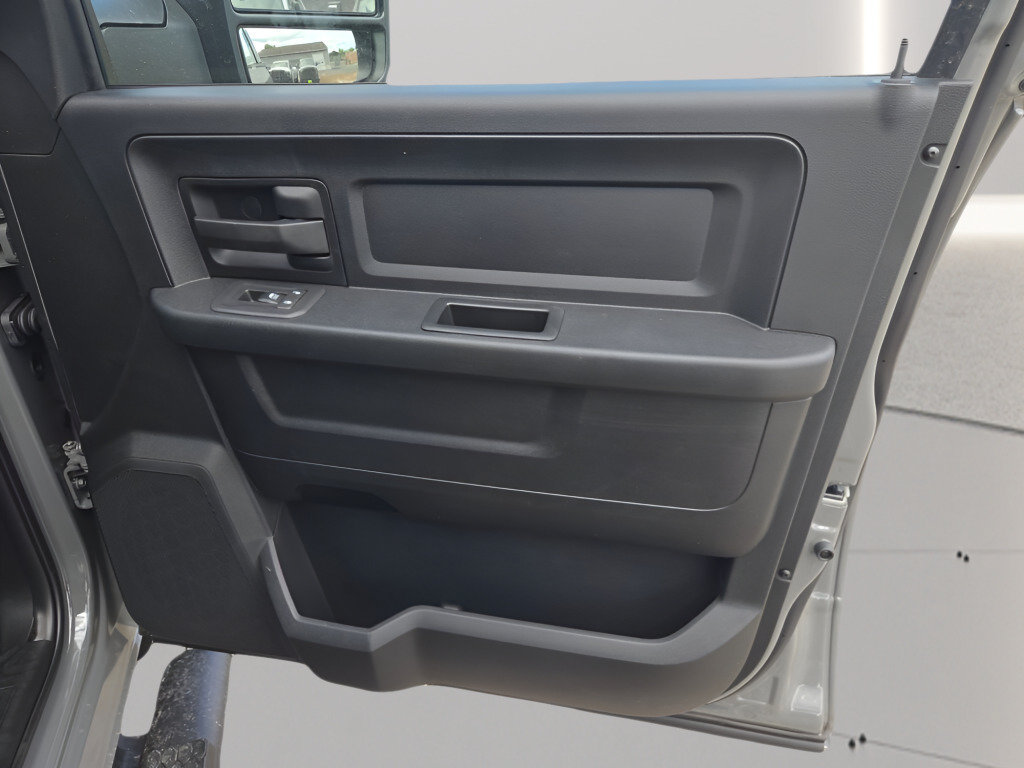 New 2026 RAM 3500 Tradesman AWD/4WD image 5
