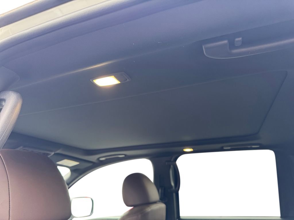 Used 2024 Nissan Titan Platinum Reserve w/ Moonroof Package image 11