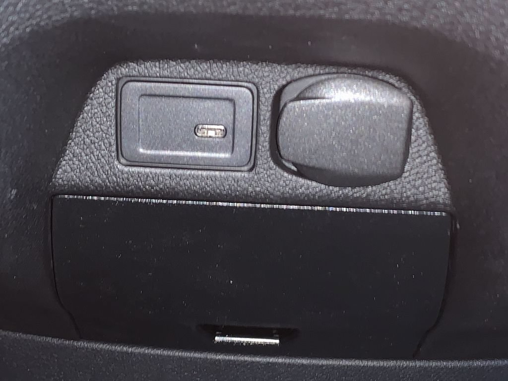 Used 2023 Mercedes-Benz Sprinter 2500 image 19