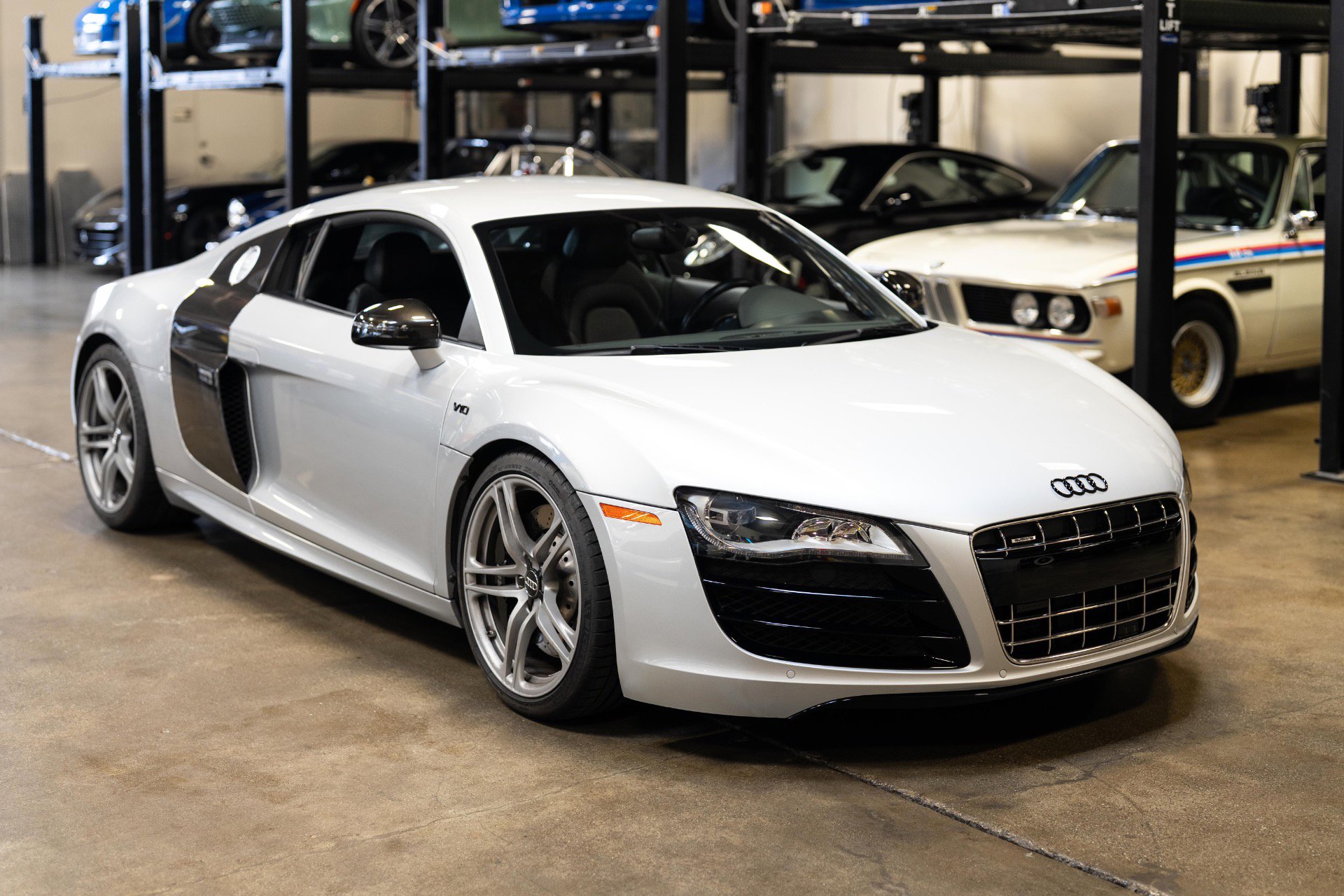 Used 2011 Audi R8 V10 image 1