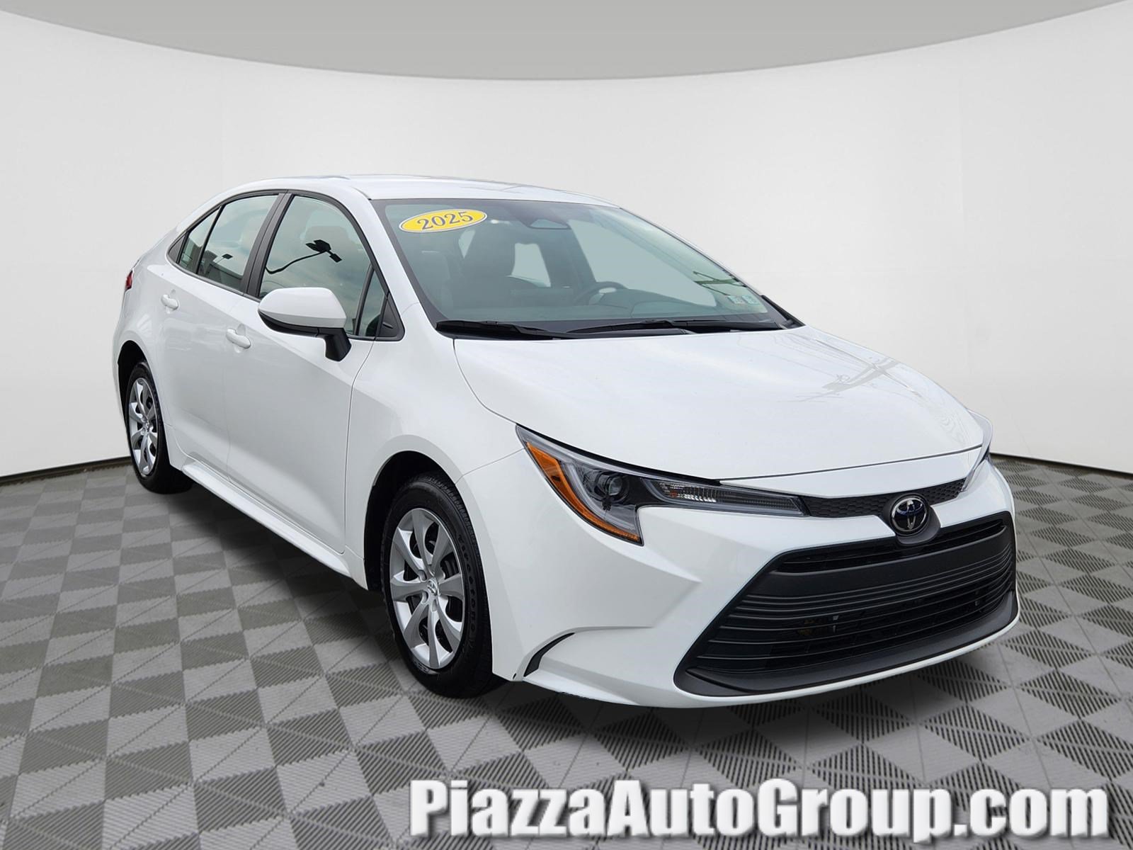 Used 2025 Toyota Corolla LE