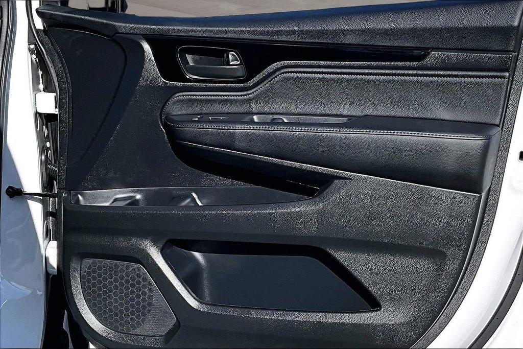 Certified 2025 Honda Odyssey Touring image 29