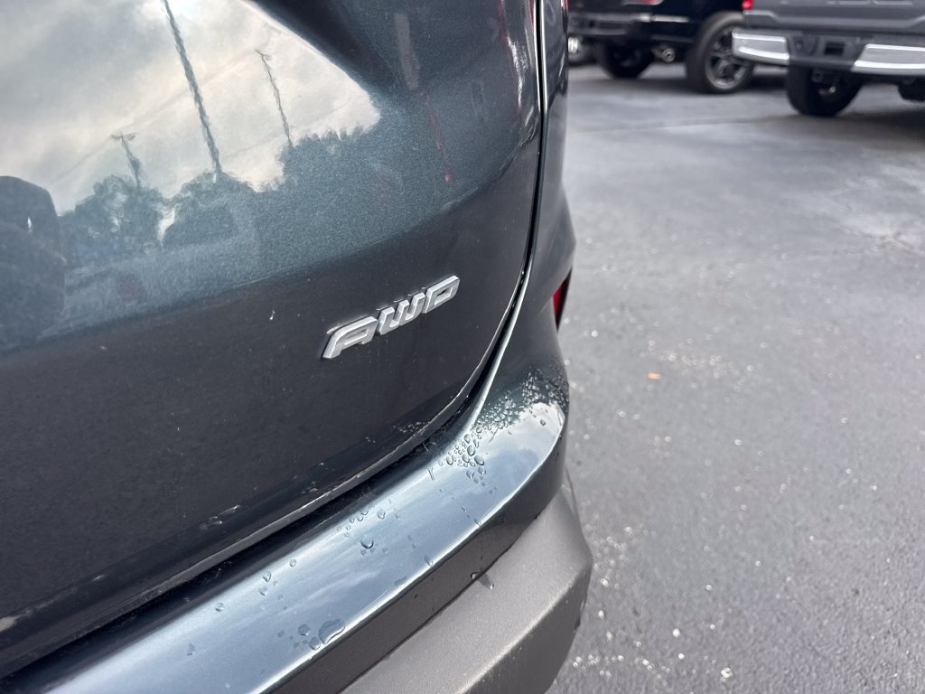 Used 2024 Ford Edge SEL w/ Convenience Package AWD/4WD image 12