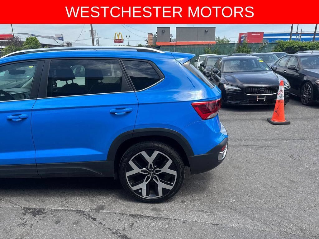 Used 2023 Volkswagen Taos SEL AWD/4WD image 7