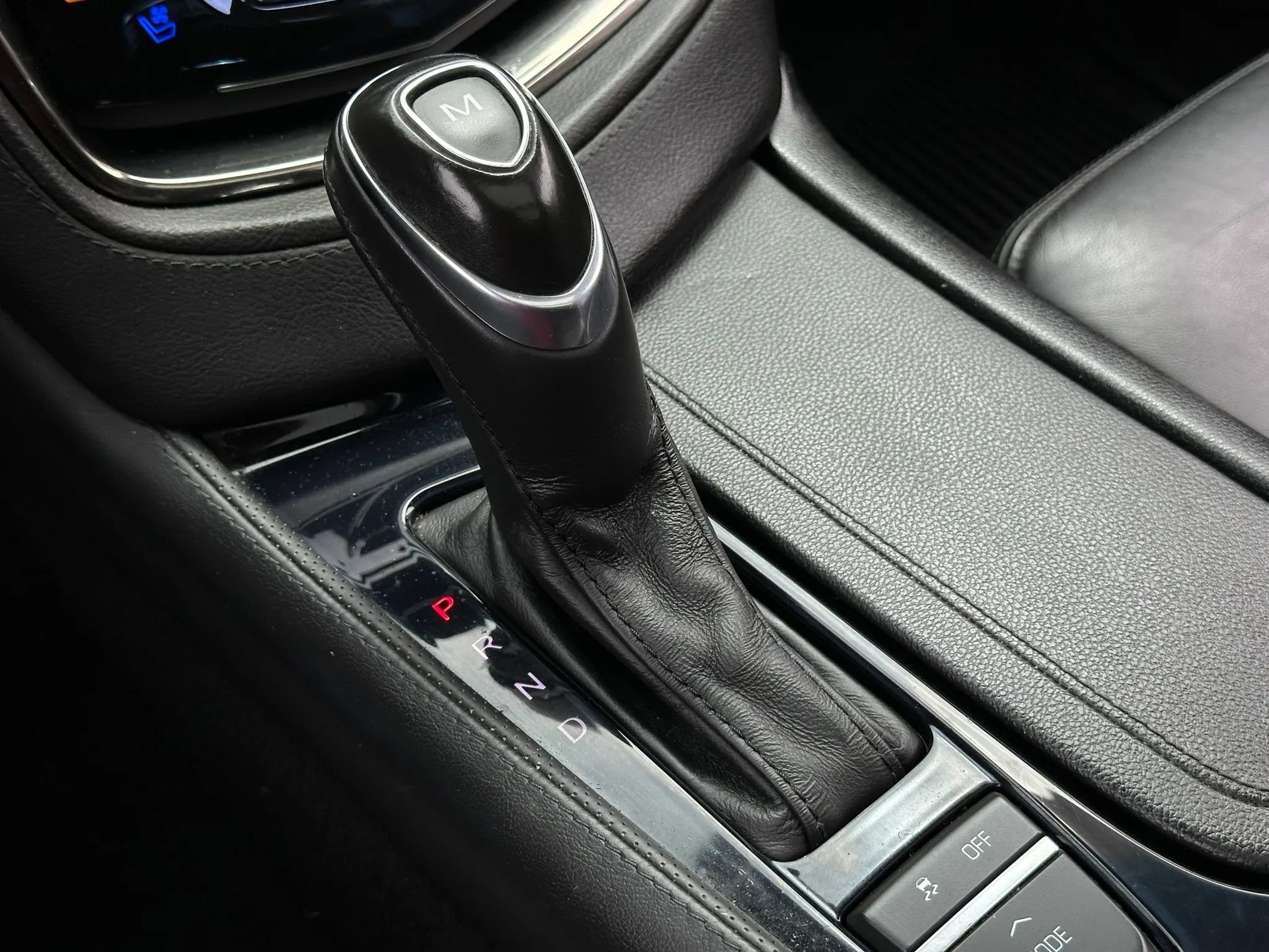 Used 2019 Cadillac CTS AWD Sedan w/ Seating Package image 39