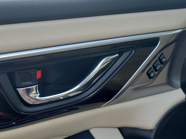 Used 2023 Subaru Legacy Limited AWD/4WD image 22