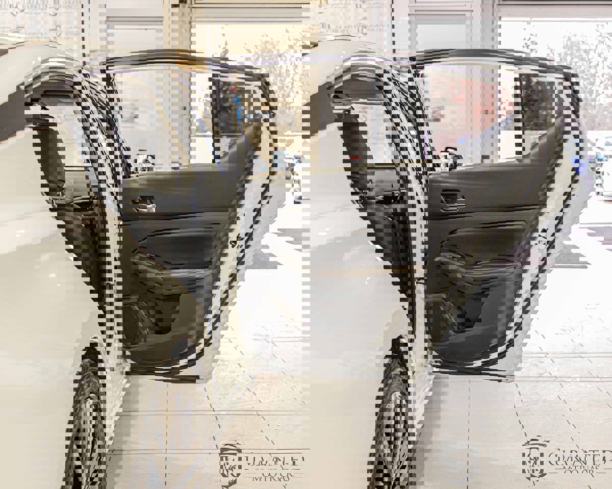 Used 2019 Nissan Altima 2.5 SR w/ SR Premium Package image 38