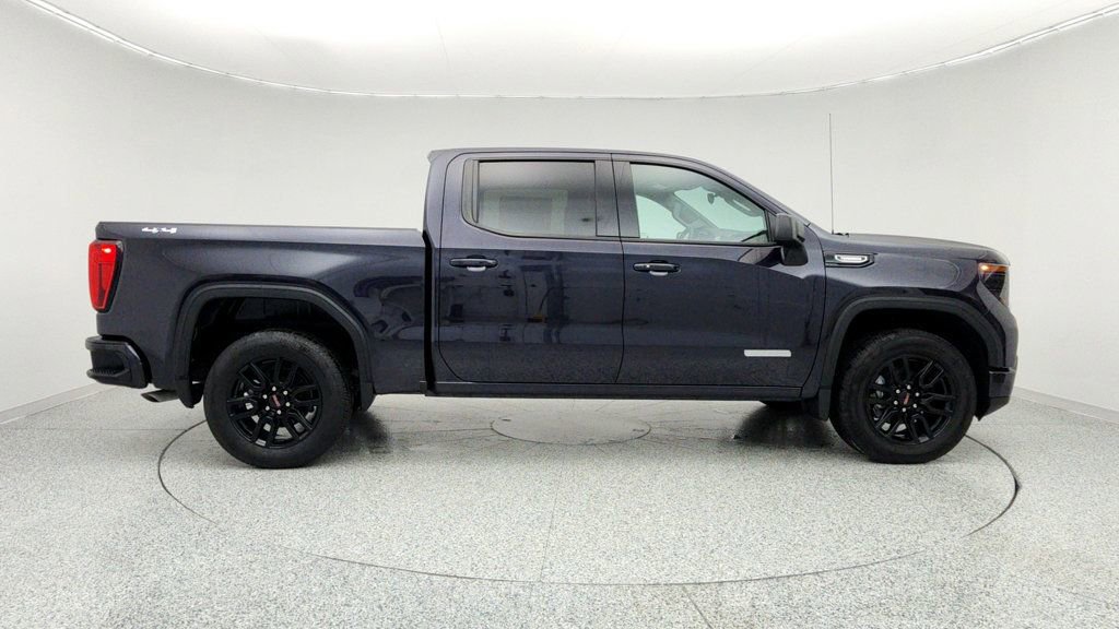 Used 2025 GMC Sierra 1500 Elevation image 4