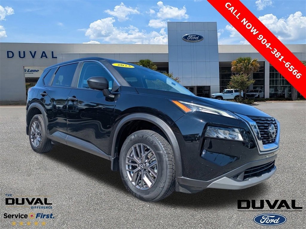 Used 2023 Nissan Rogue S video 1