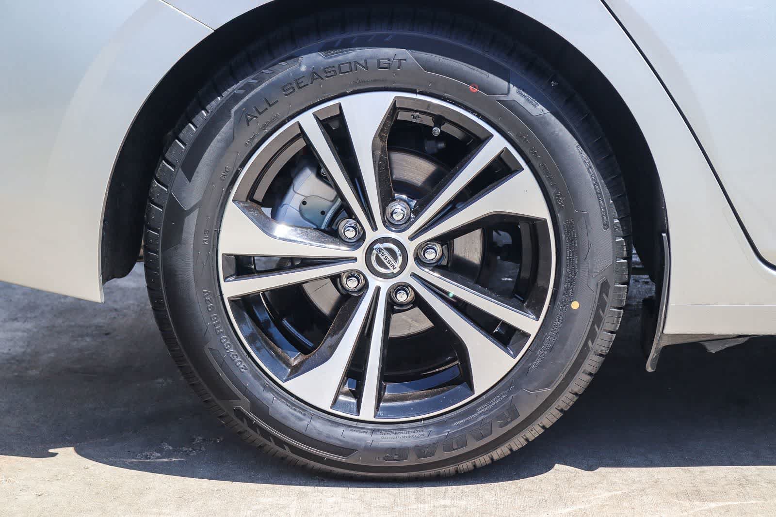 Used 2023 Nissan Sentra SV w/ All-Weather Package FWD image 8