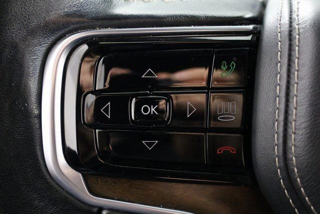 Used 2023 Jeep Grand Wagoneer Series II w/ Premium Group II image 11