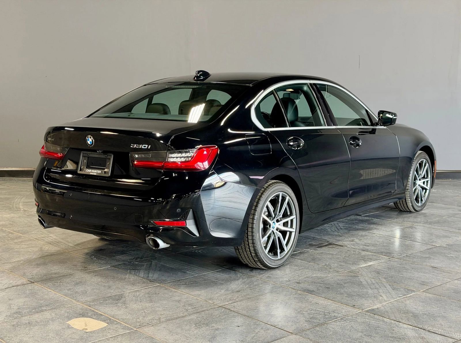 Used 2019 BMW 330i xDrive Sedan w/ Driving Assistance Package AWD/4WD image 5