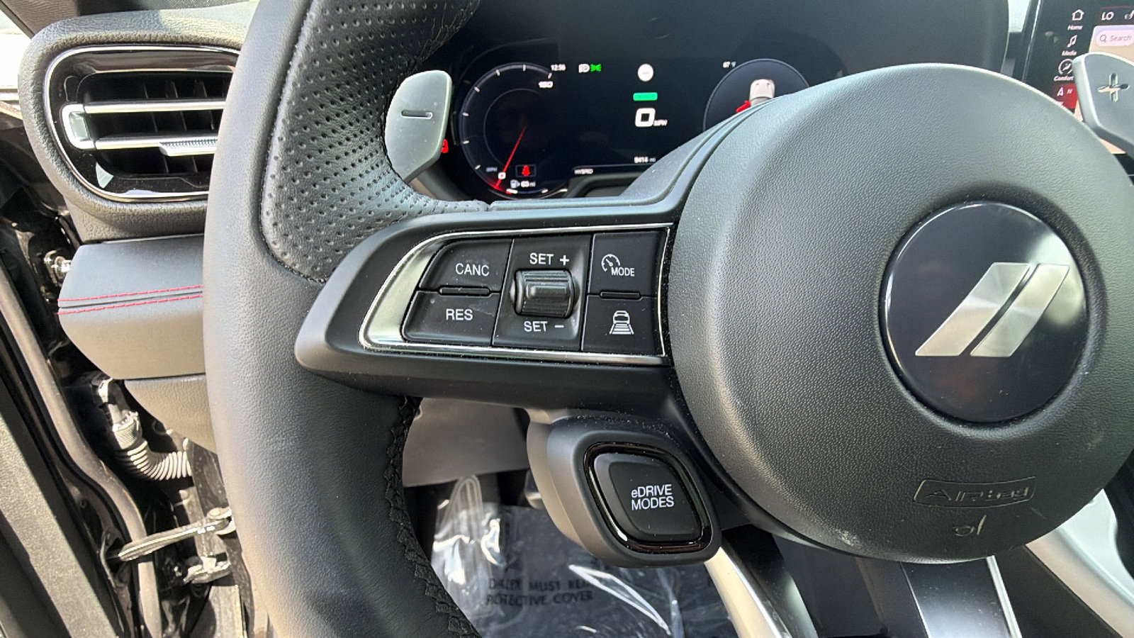 Used 2025 Dodge Hornet R/T w/ R/T Plus Package image 27