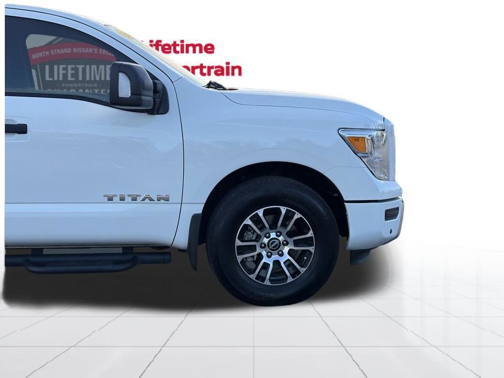 Certified 2024 Nissan Titan SV w/ SV Convenience Package image 8