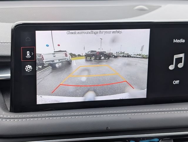 Used 2023 Genesis G70 2.0T RWD image 18