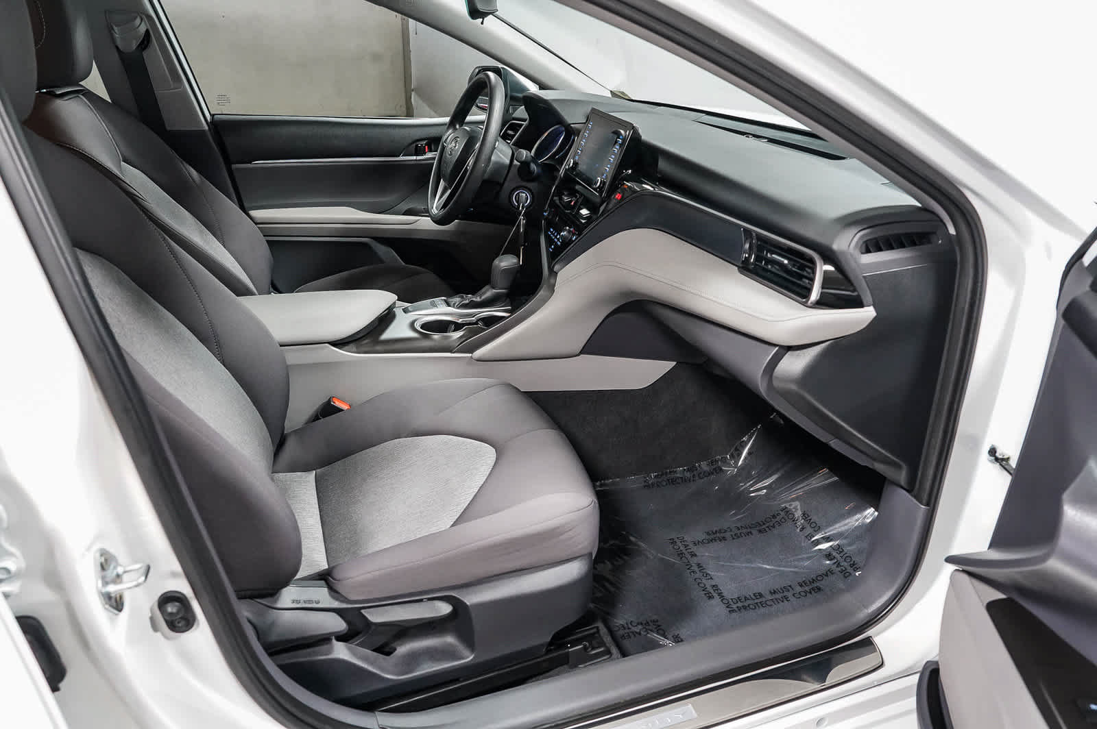 Certified 2024 Toyota Camry LE FWD image 17
