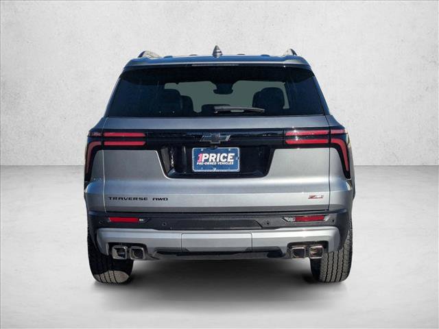 Certified 2025 Chevrolet Traverse Z71 w/ Enhanced Driving Package image 7
