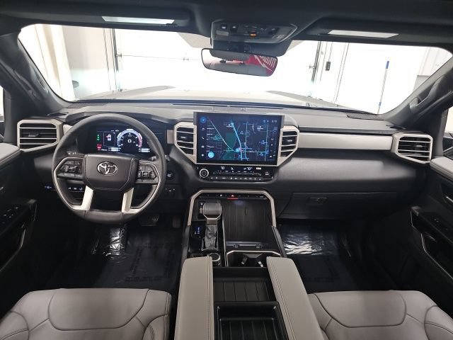 Used 2026 Toyota Tundra Limited AWD/4WD image 31