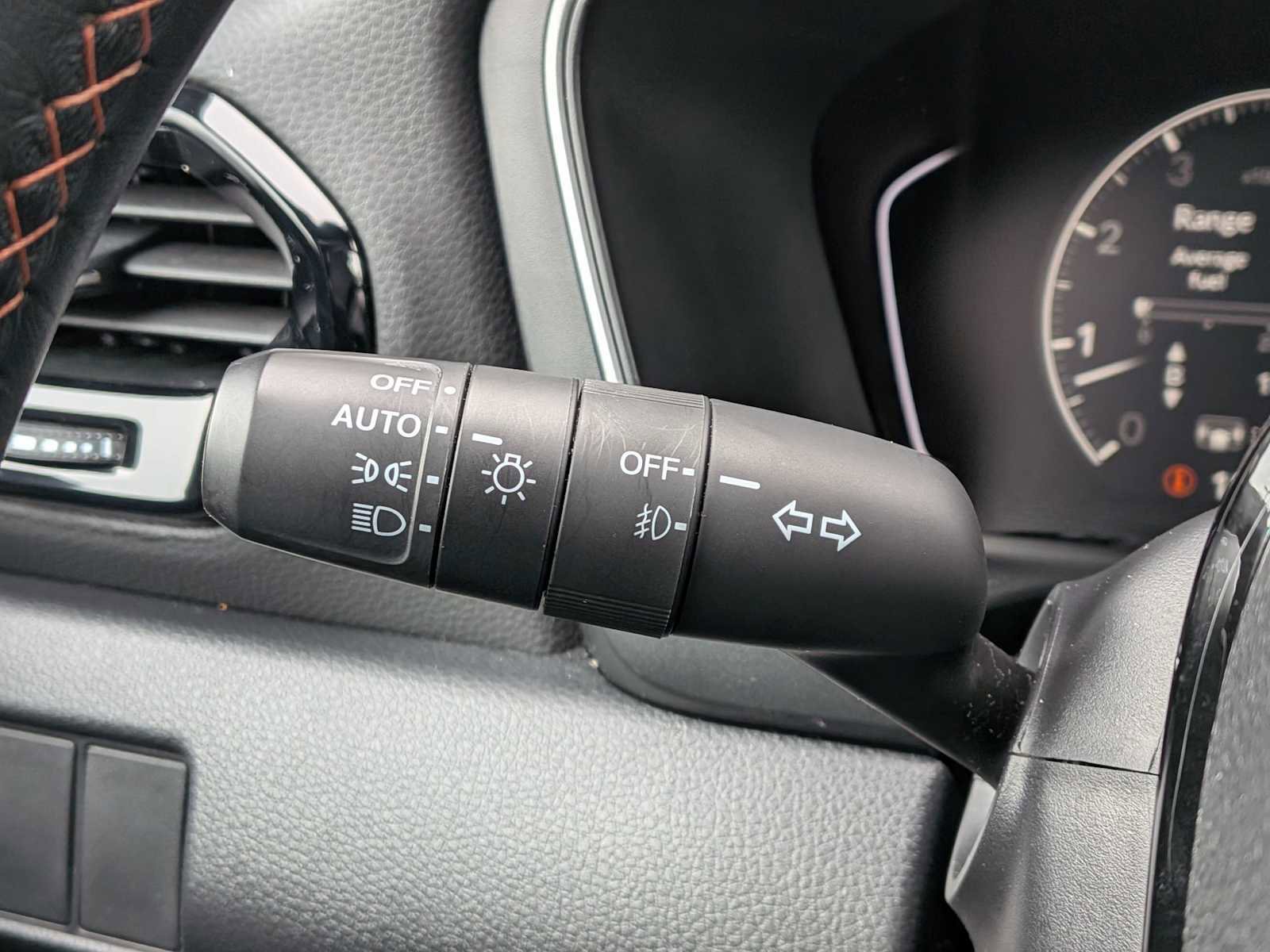 Used 2023 Honda Pilot Sport image 26