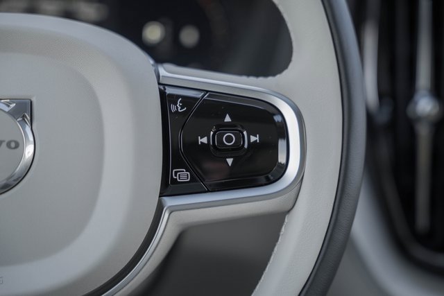 New 2026 Volvo XC60 B5 Ultra w/ Protection Package Premier image 27