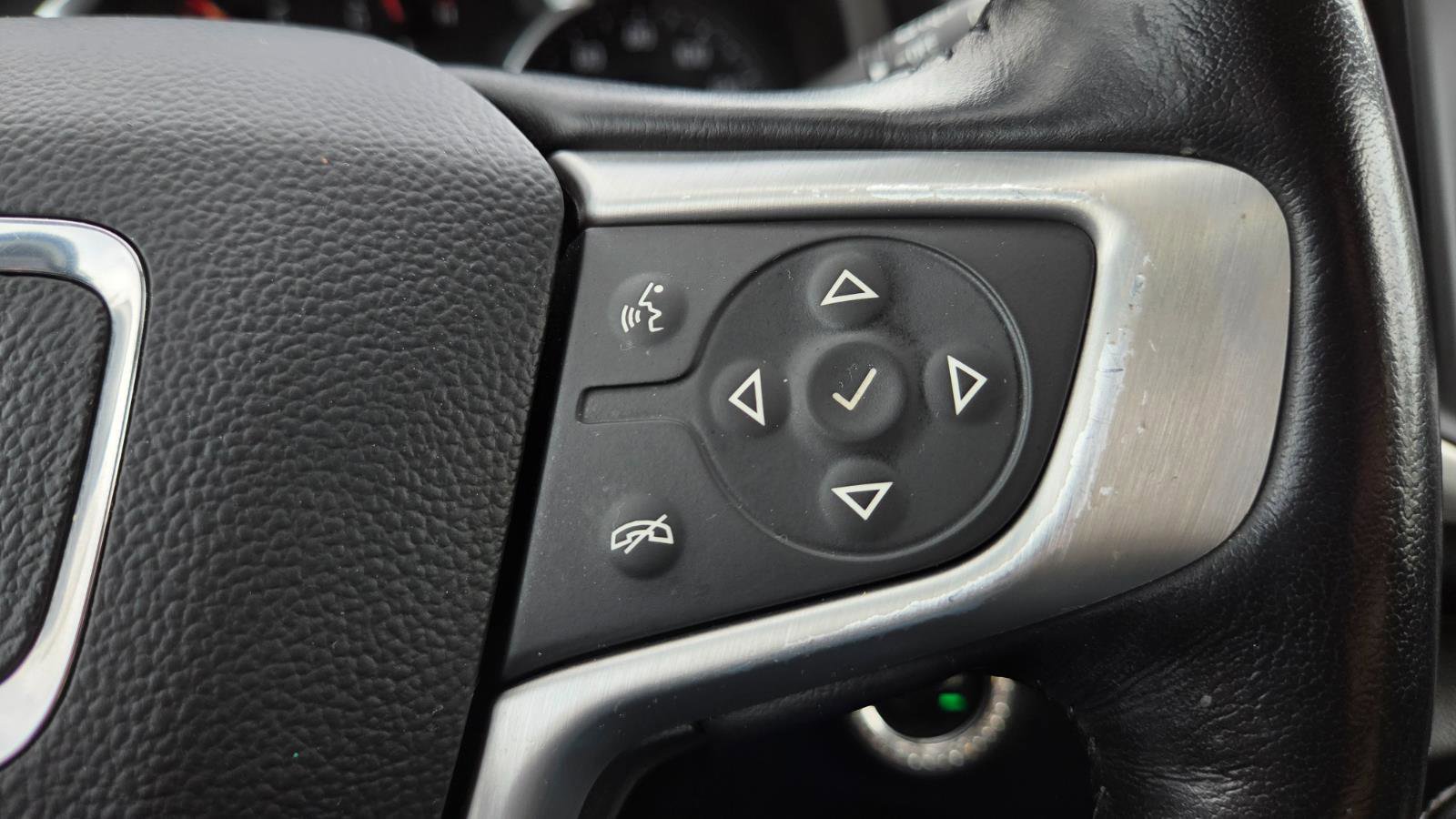 Used 2021 GMC Terrain SLT FWD image 29