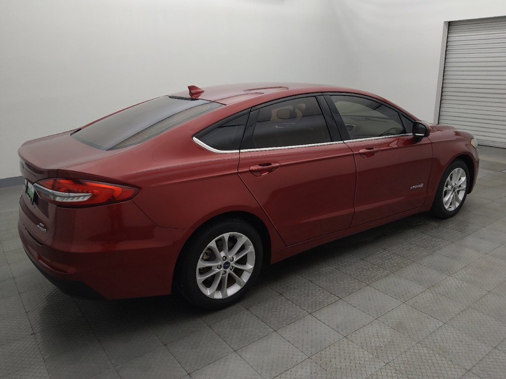 Used 2019 Ford Fusion SE image 10