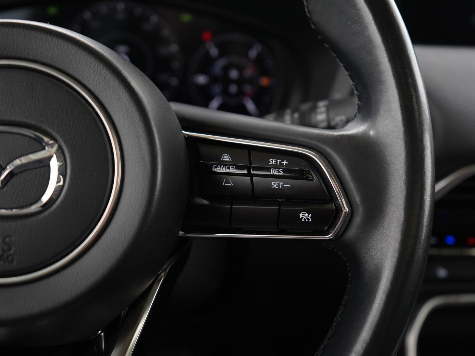 Used 2024 MAZDA CX-90 Plug-In Hybrid w/ Premium Pkg image 29