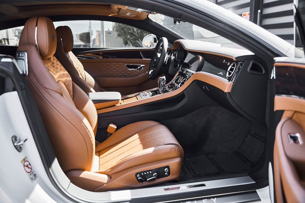 Used 2025 Bentley Continental GT Speed AWD/4WD image 21