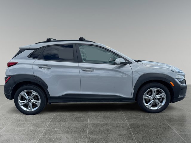 Used 2023 Hyundai Kona SEL AWD/4WD image 6