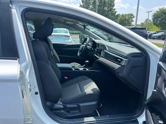 Used 2025 Toyota Camry LE FWD image 15