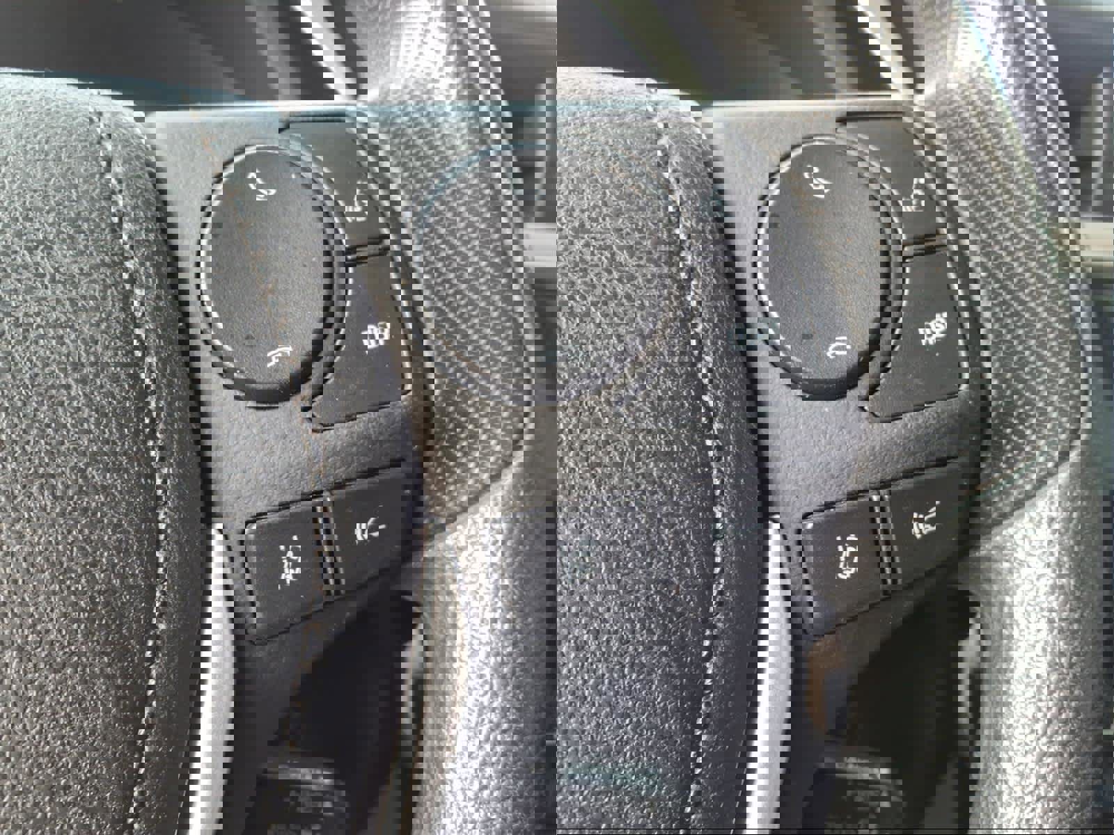 Used 2018 Toyota Corolla LE image 10